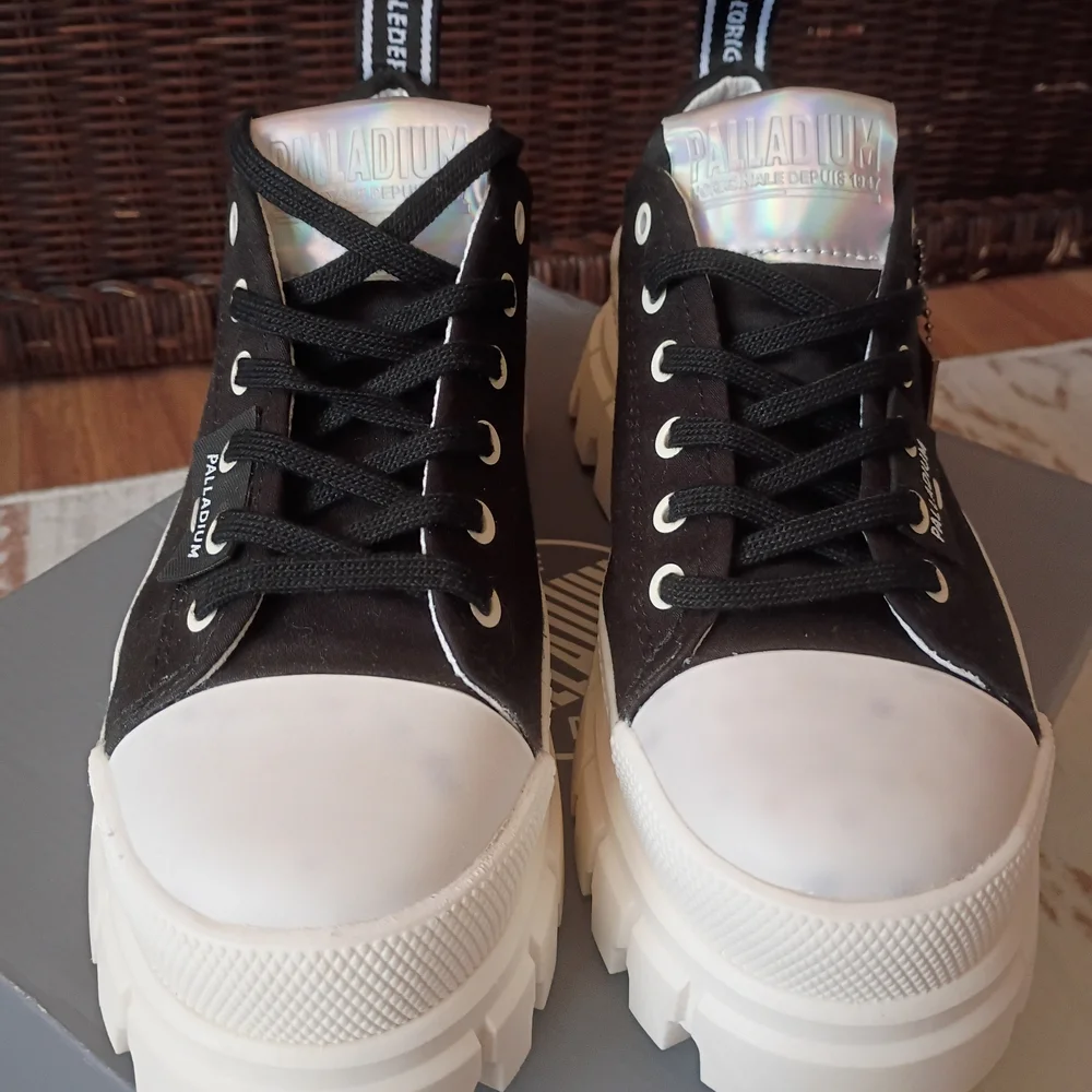 Palladium Black and White Platform Sneakers Women's Size 6